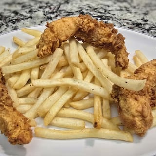 Kids chx tenders n fries